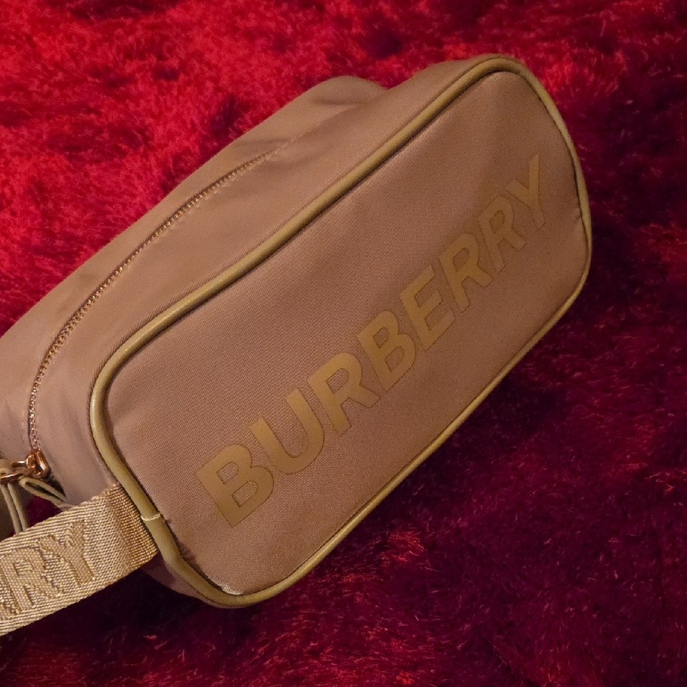 Burberry Toiletry Bag
